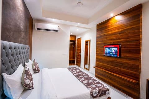 Executive Room image 2